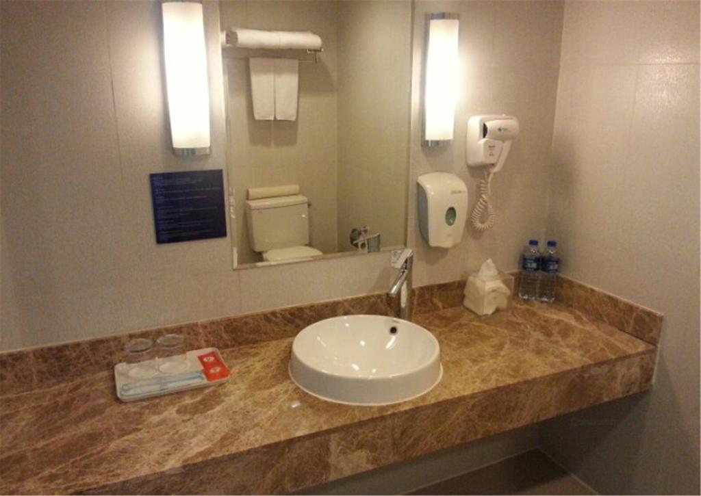 Holiday Inn Express Tianjin City Center Екстериор снимка